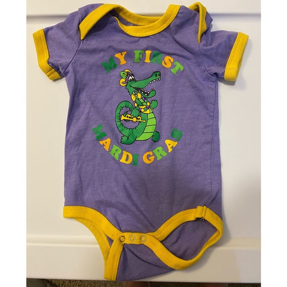 💜💛💚2/$16 | Mardi Gras onesie bundle | 3-6M - Picture 2 of 3
